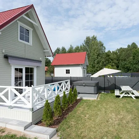 House 1 * Gulbity